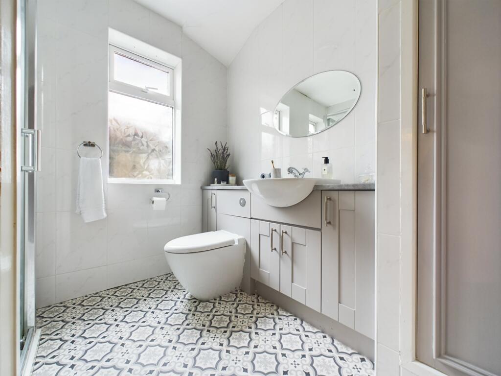 CAM02195G0-PR0057-STILL011