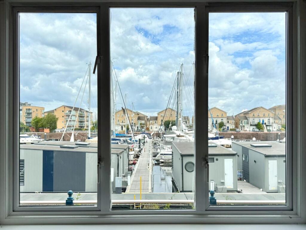 View to Front