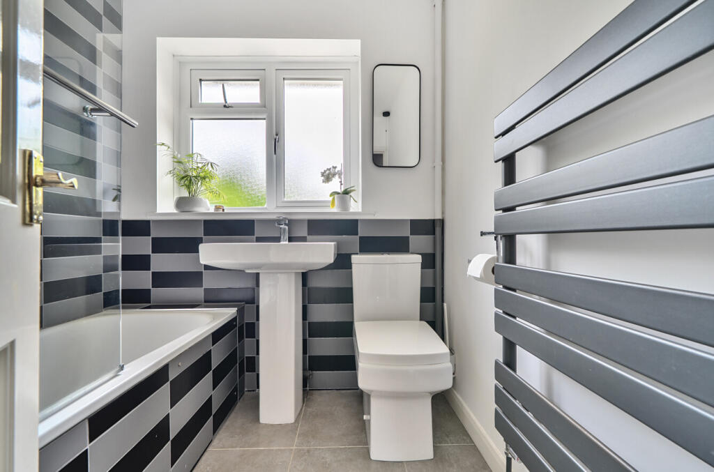 1315534-21-685e96...