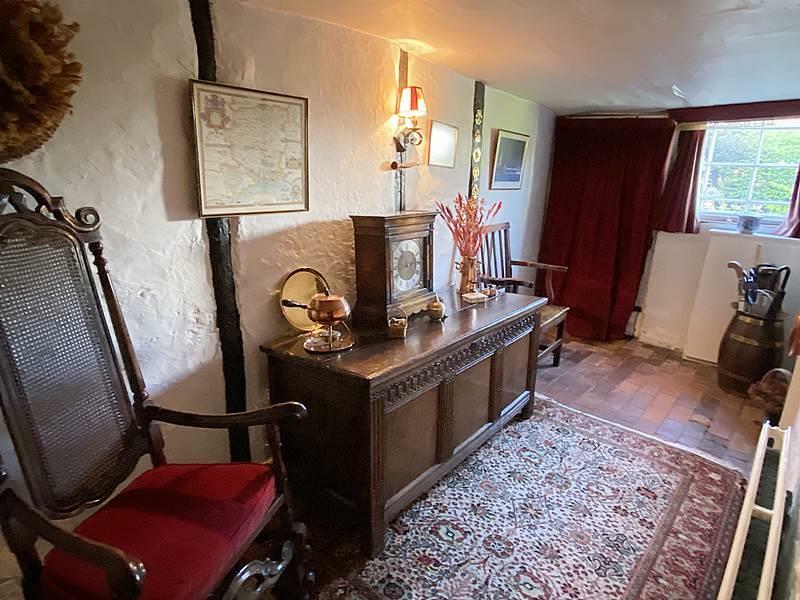 entrance hall.jpg