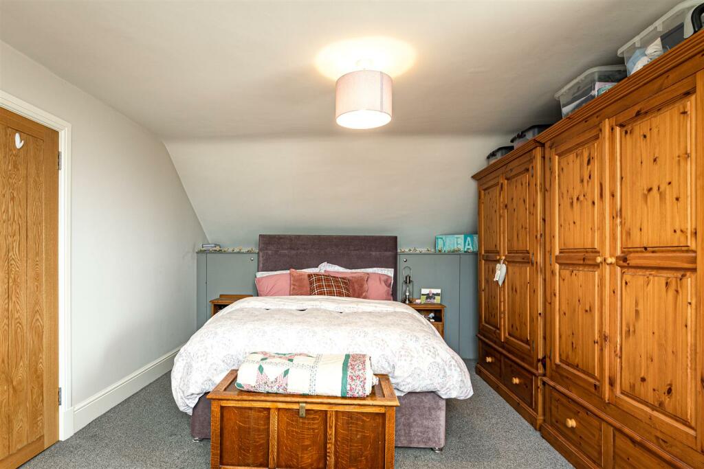 52 Tower Street Selkirk  (24).JPG