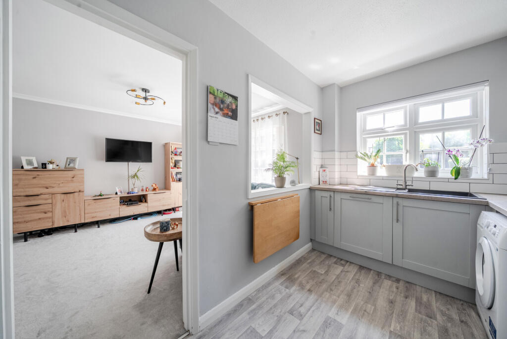 1340094-4-6899da9...