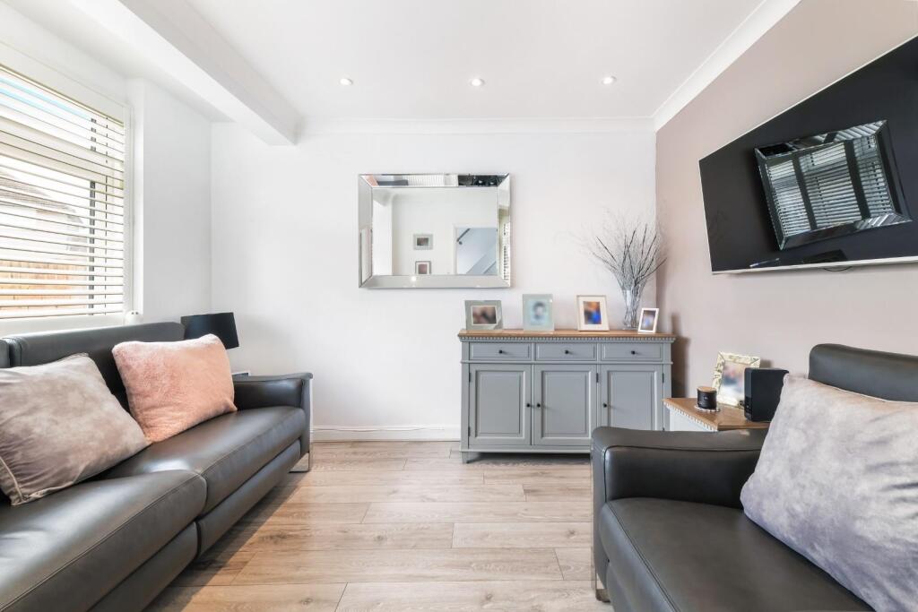 BOSCOMBE ROAD (10).jpg