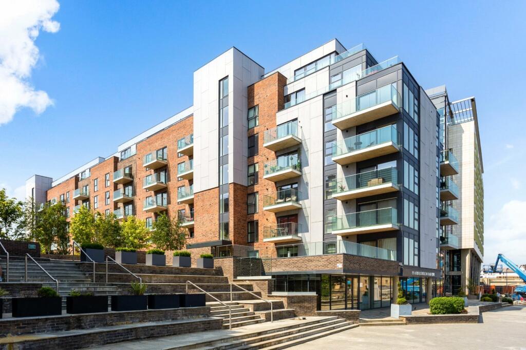 Apartment 501