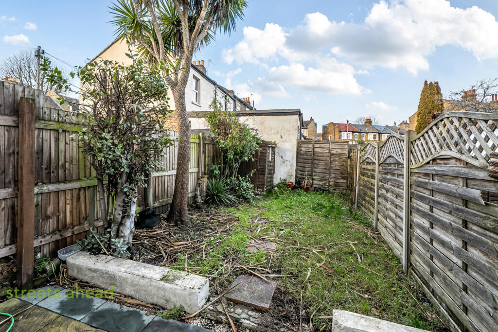 479808d2-33e7-41a...