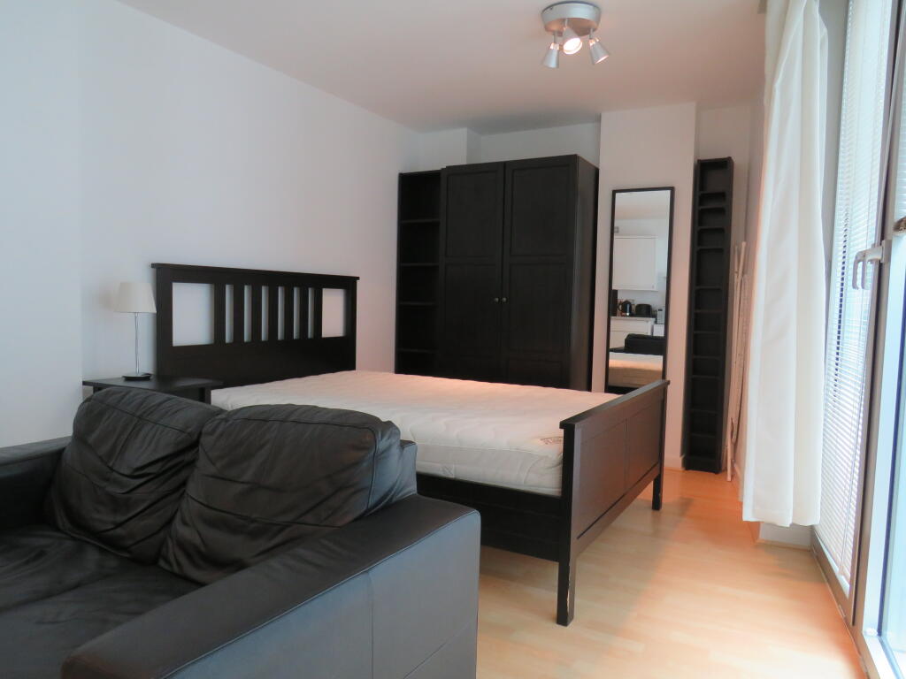 Photo 03