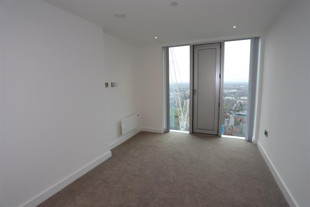 bedroom2.JPG