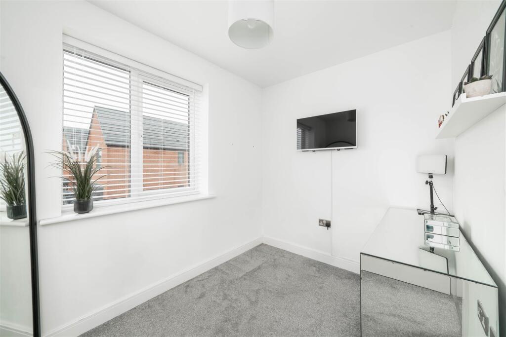 Bedroom4.jpg