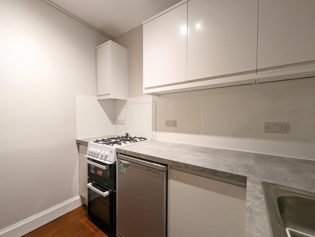 Kitchen_2