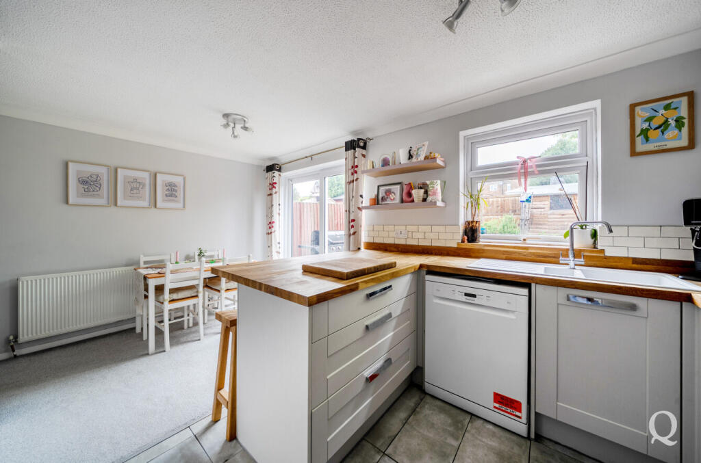 a731b048-982c-4d2...