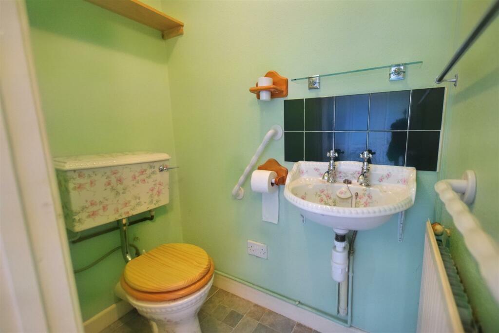 Bedroom 2 (ensuite)