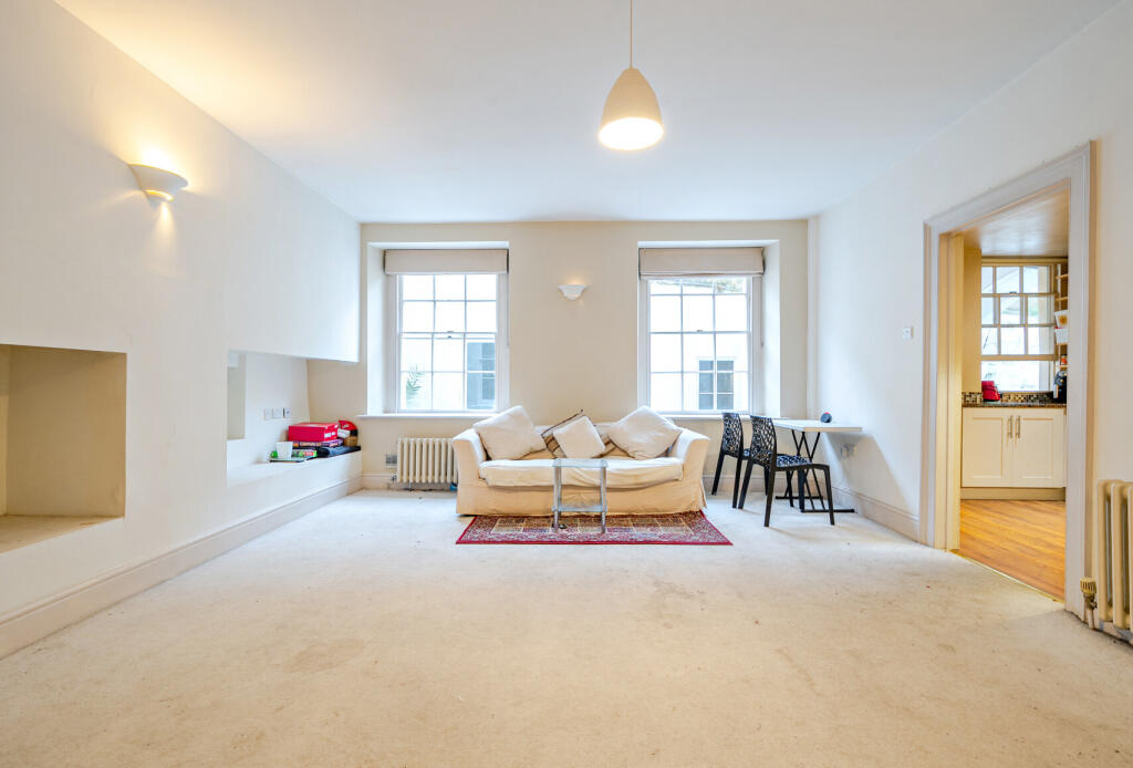 1306484-12-684ac2...