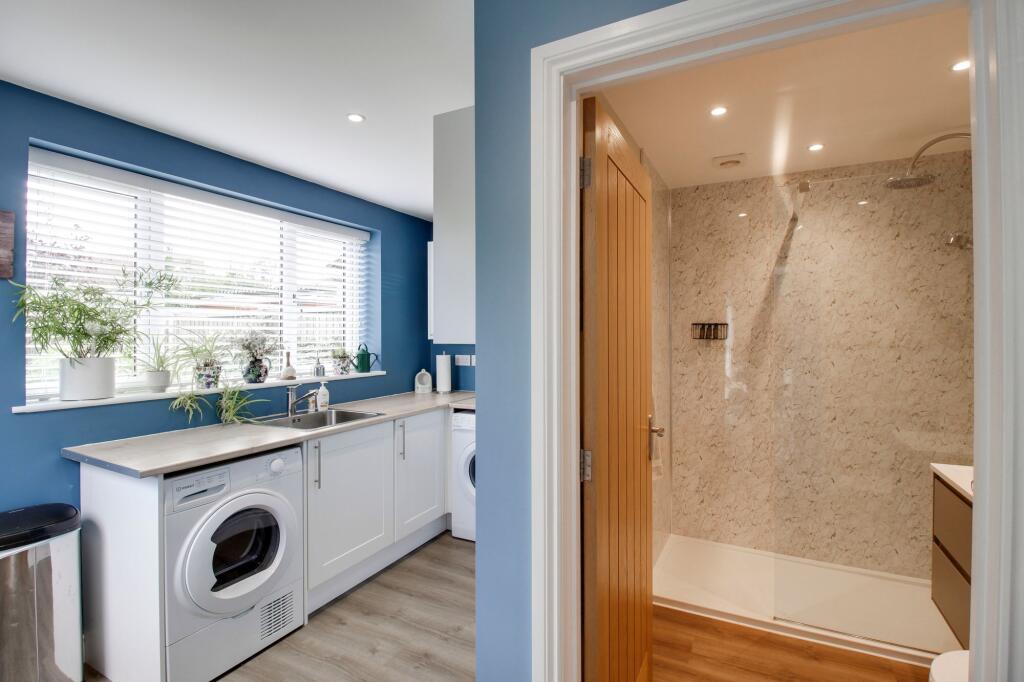 Utility Room / Rear lobby