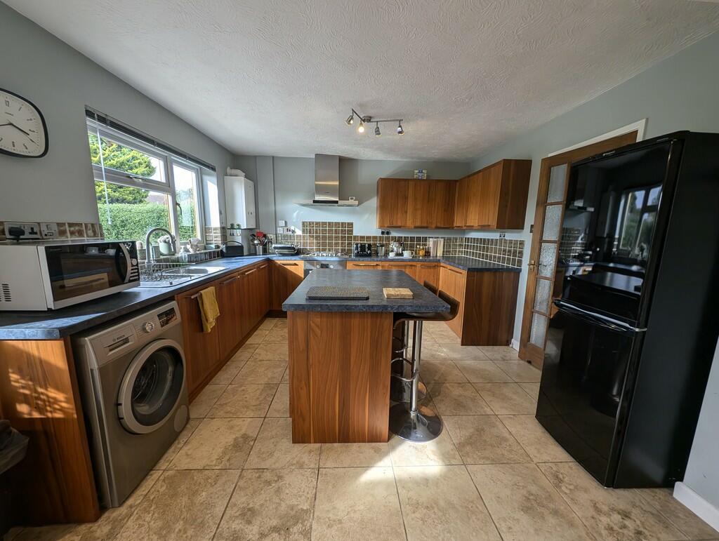 PXL_20240926_1440...