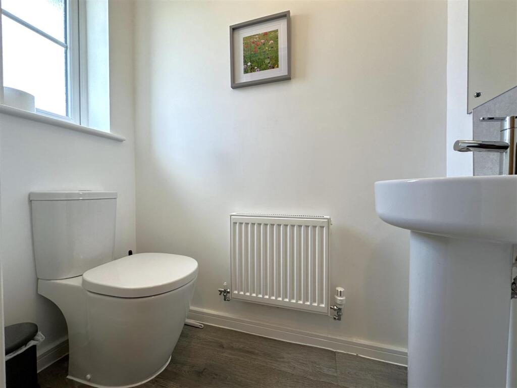 Ground Floor W.C 240