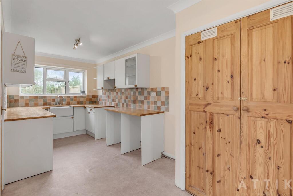 2 Meadow Farm Cottages Broadway Halesworth IP19 8Q