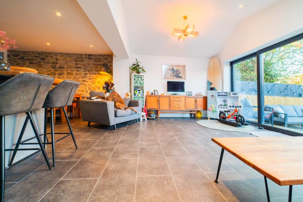 Award-winning Media team on EVERY Listing_3