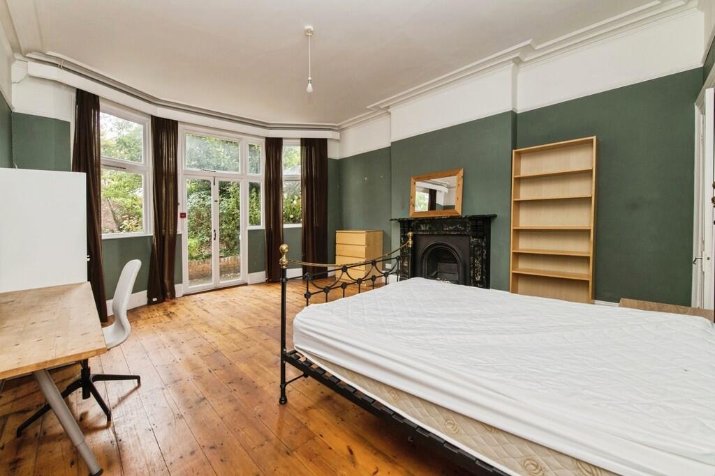 52stdavidshill-01...