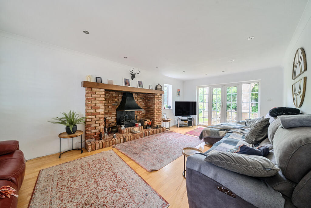 Main - Living Room