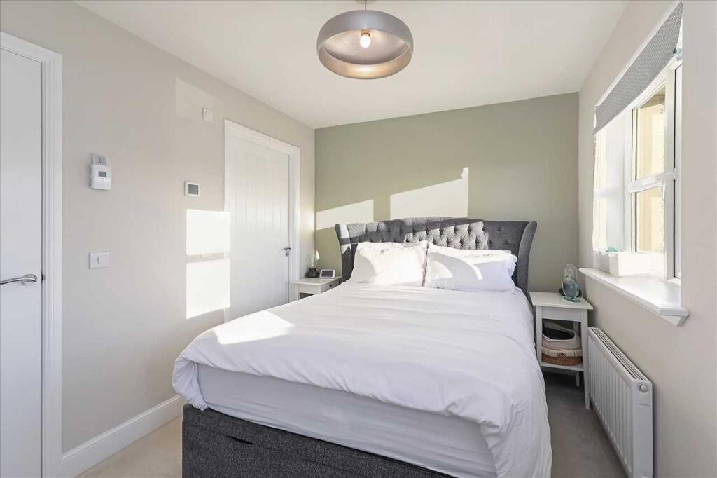 Bedroom One (2)
