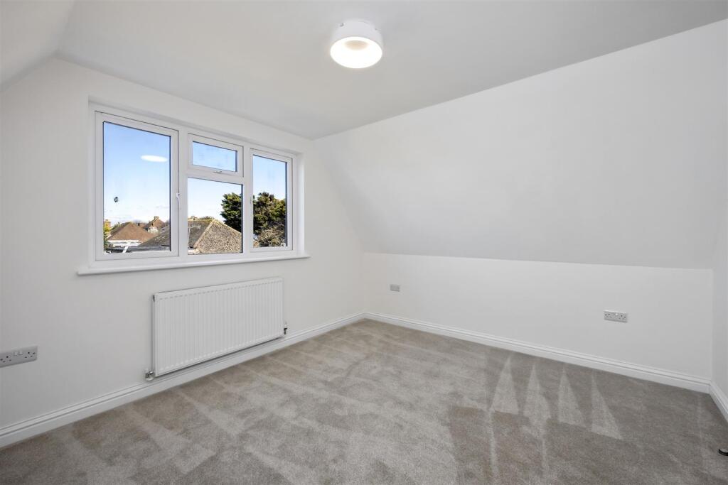 North Avenue, 9-009.JPG