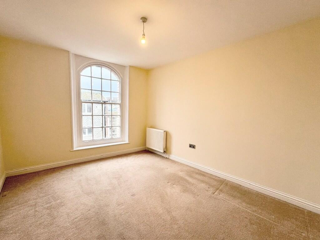 0912451F-B950-4D8...