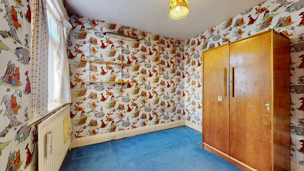 BEDROOM 2