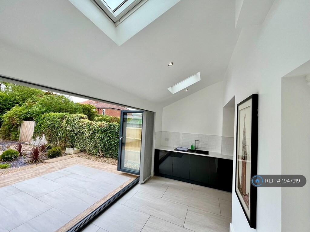 Opens Onto Garden