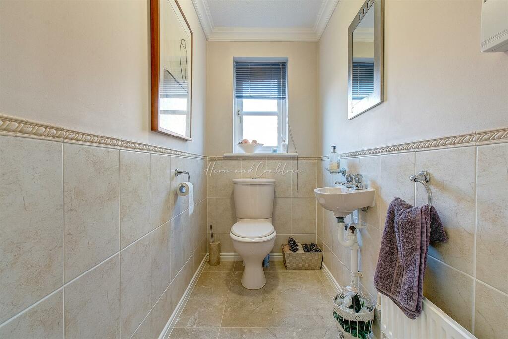 Ragnall Close, Thornhill, HernCrabtree (6).jpg