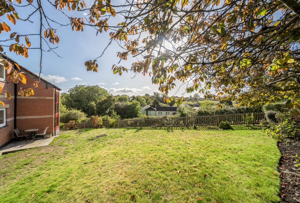 1350692-17-68c293...