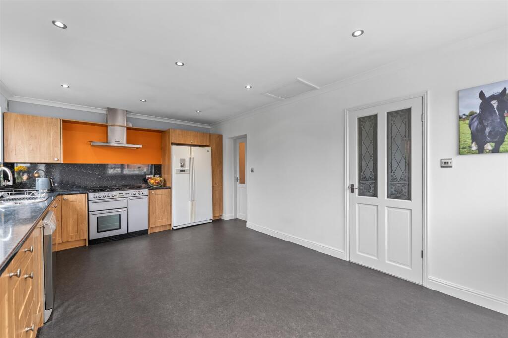 14 Davids Drive-08.jpg