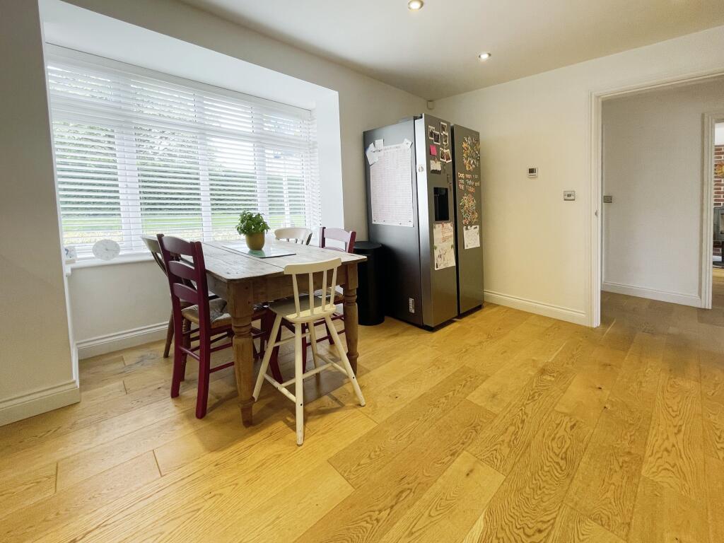 Breakfast/Kitchen