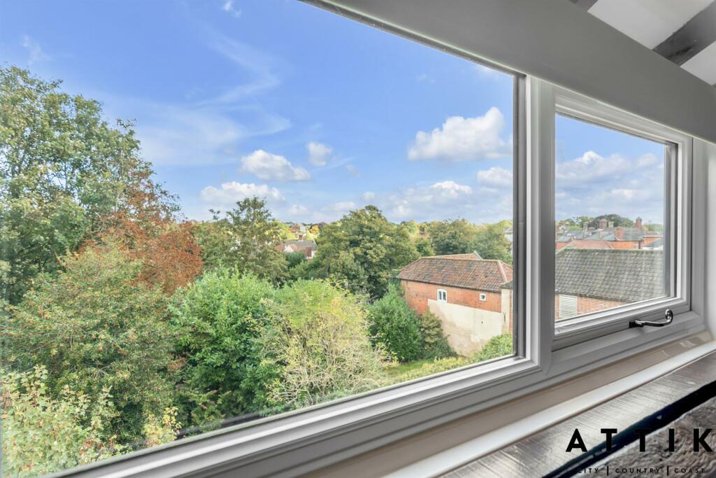 152 Chediston Street, Halesworth IP19 8BD (5).jpg