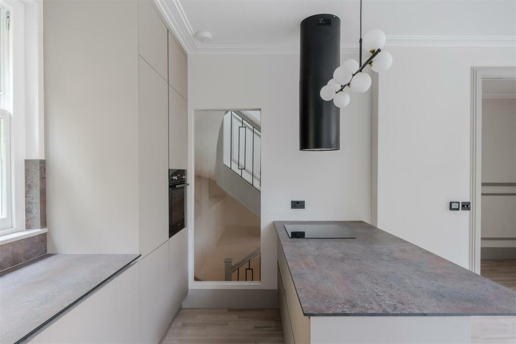 MEWS, 11-12 Grenville Street-6.jpg