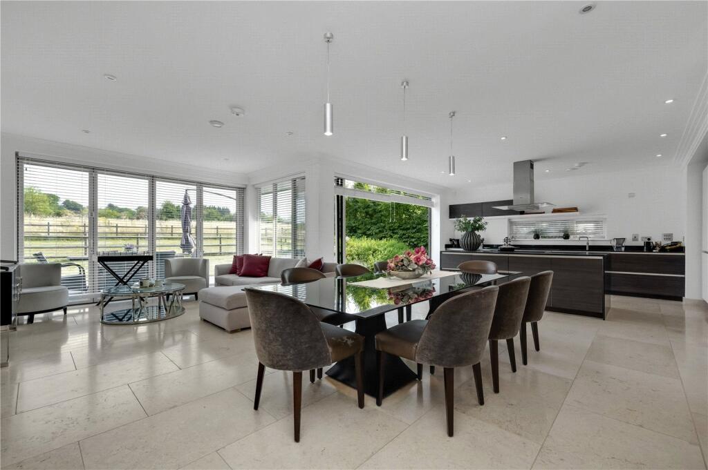 Kitchen/Family Room