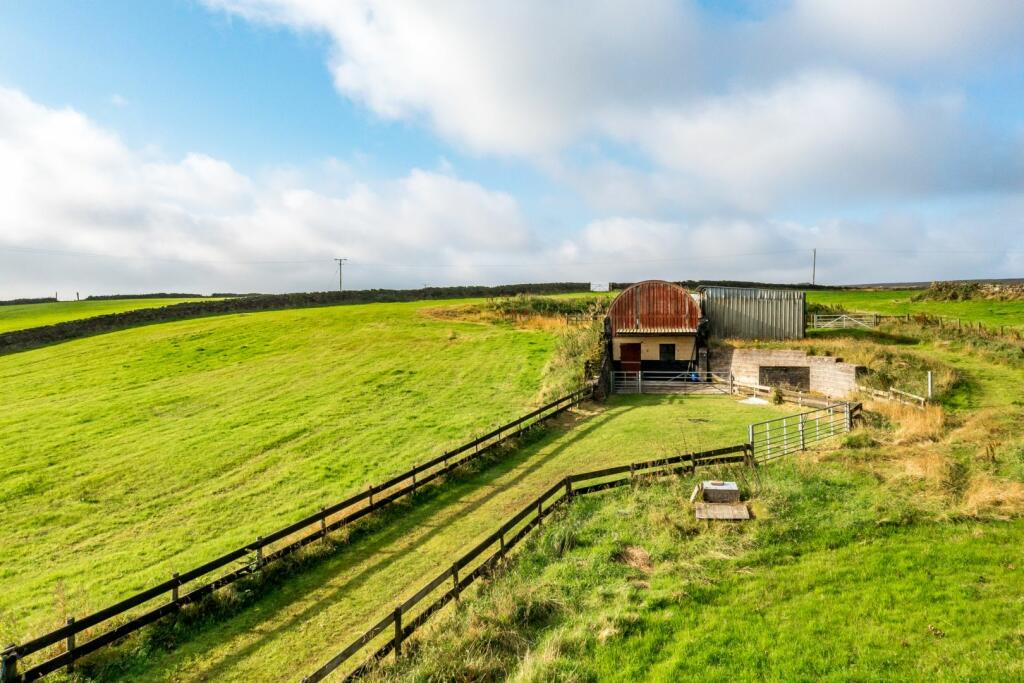 Barn &amp; Stables