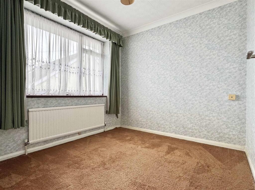 Bedroom 2.jpg