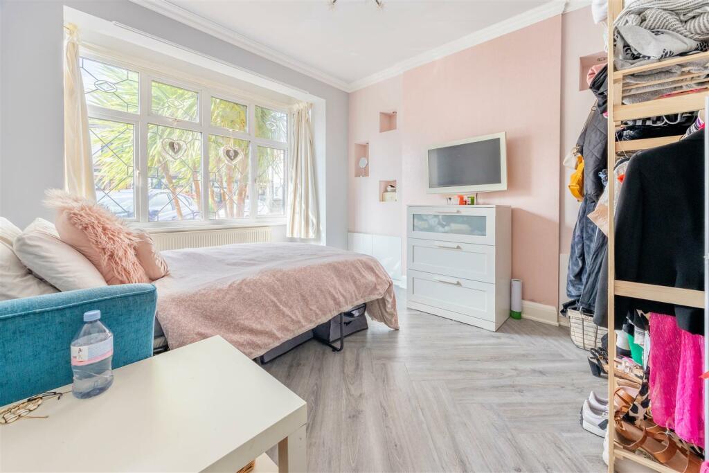 Bedroom 3/Reception