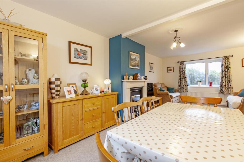 Reception Room-6.jpg