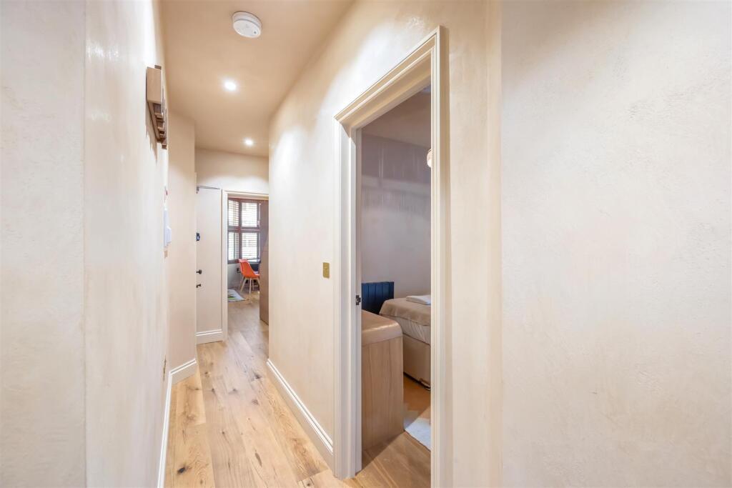 Ground Floor Flat-024.jpg