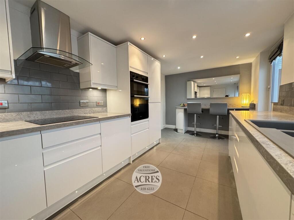 IMG_8305 (Large).jpg