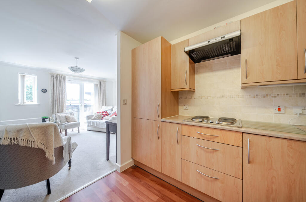 1342351-12-689f13...