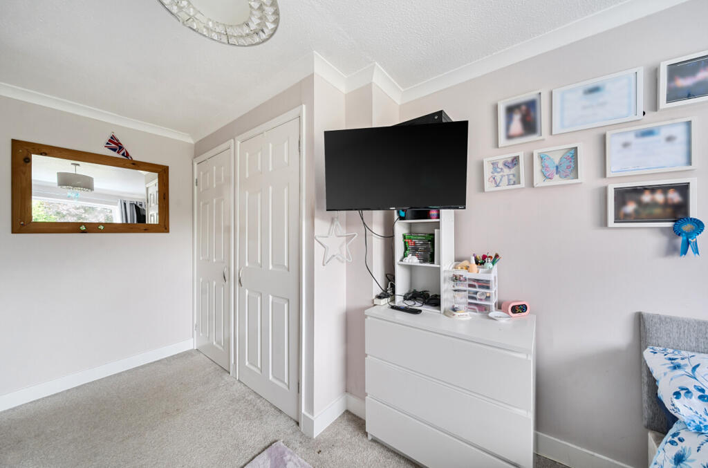 1330226-40-68873f...