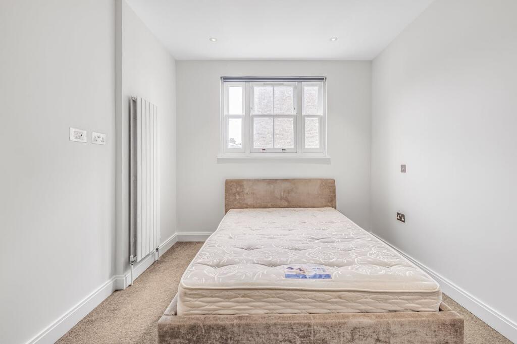 Daniel_WatneyFulham_Road11.jpg