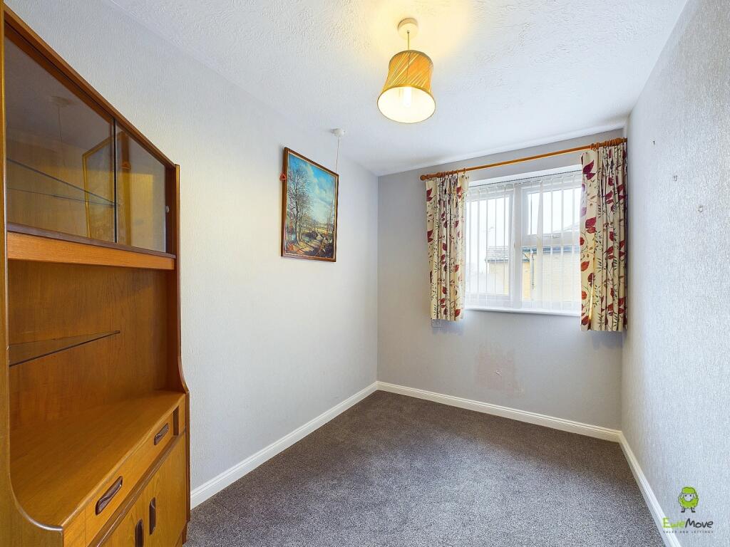 CAM03418G0-PR0170-STILL002