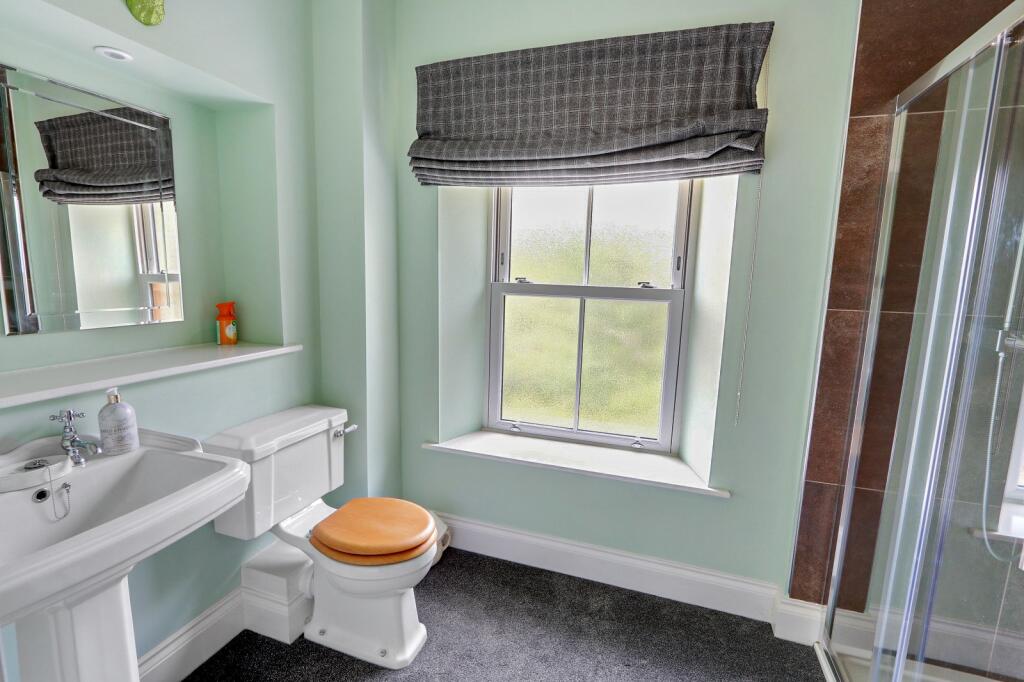 Bedroom 1 En-suite