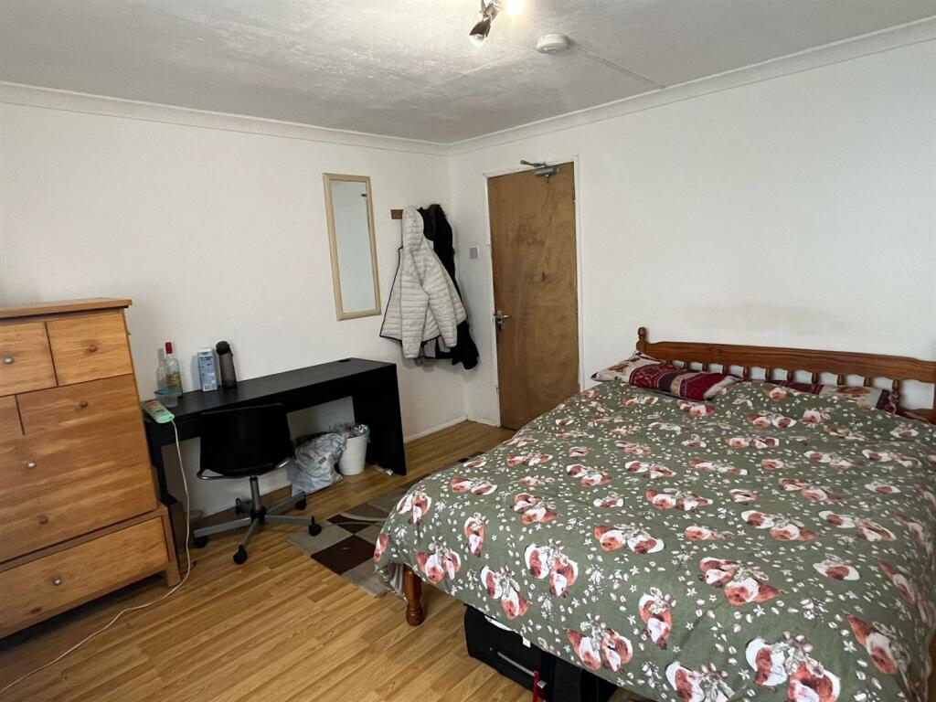 WhatsApp Image 2024-09-09 at 09.43.08_e3215a0e.jpg