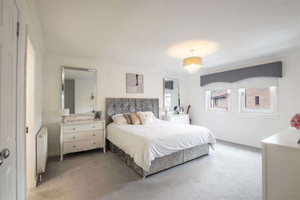 main.bedroom-2.jpg