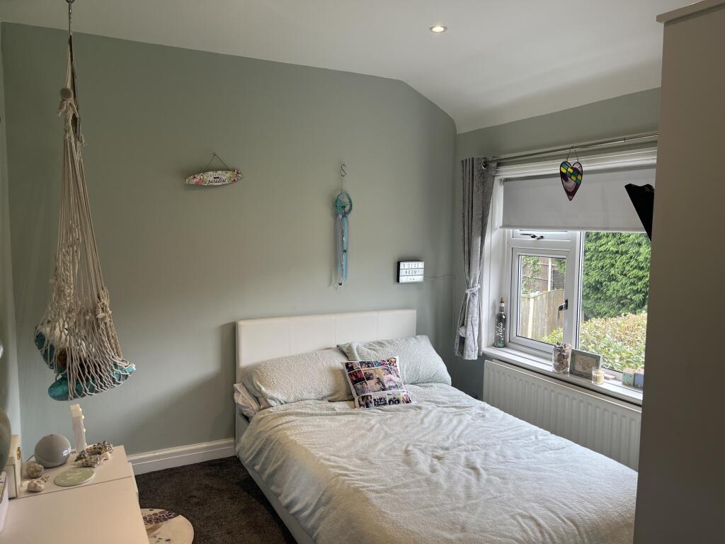 Bedroom one.JPG
