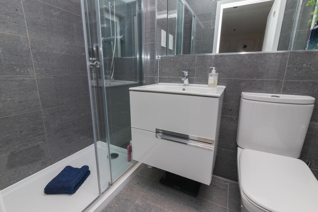 45 rosemont place  G78 1FE  Barrhead-29